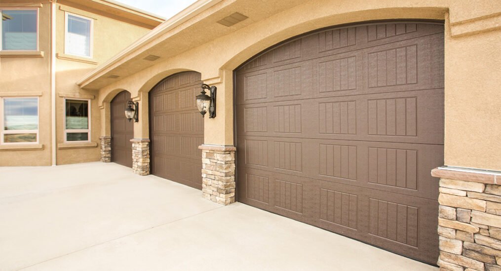 Garage Doors and Enhancing Your Home’s Curb Appeal